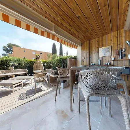 Bel De Standing Avec Jardin
